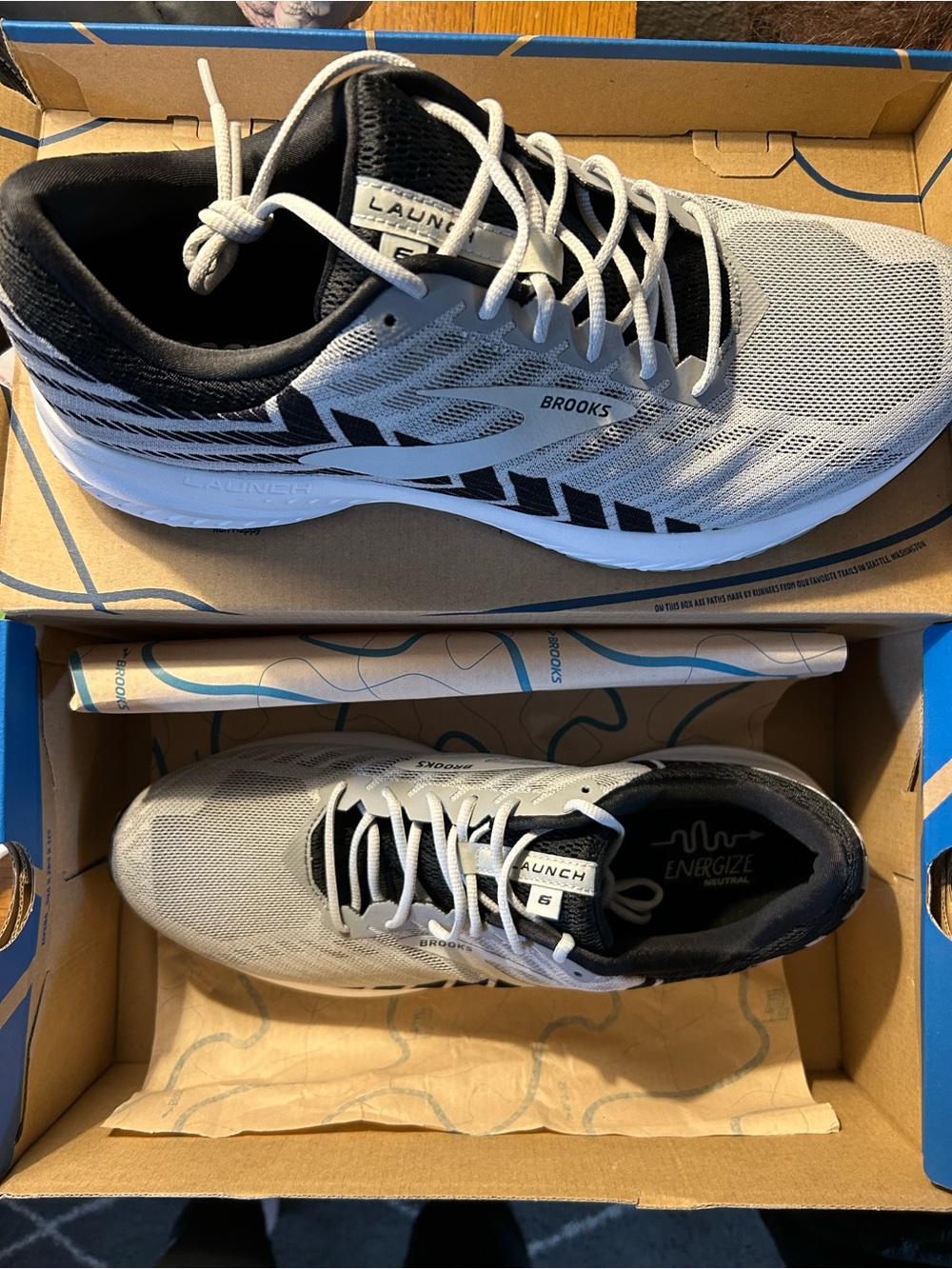 Brooks Men's Running Shoes - Black & White